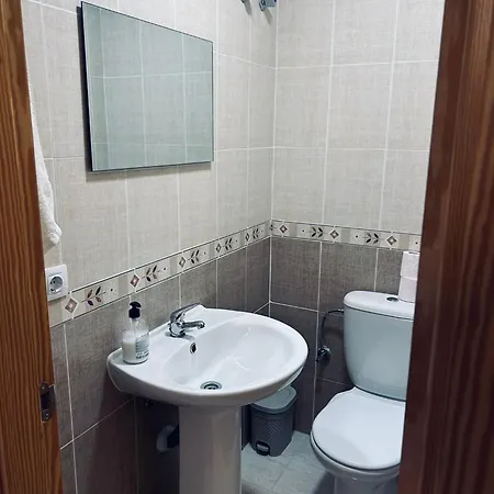 Mi Huesped Zujar, Baza Quarto em Acomodações Particulares